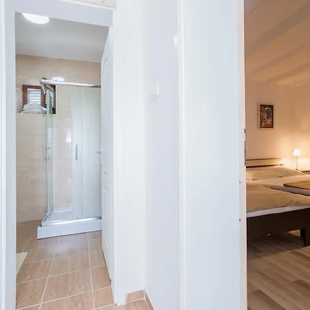 Pensiune Dve Kuce Pored Jezera Palić