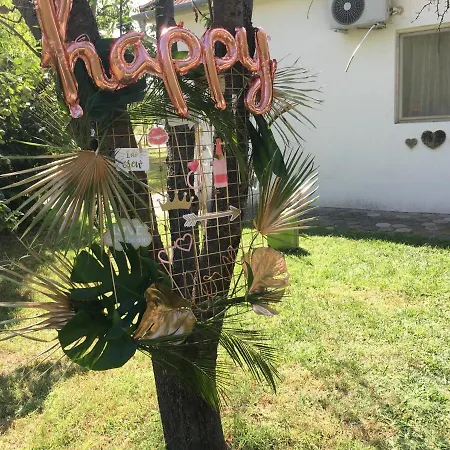 Pensiune Dve Kuce Pored Jezera